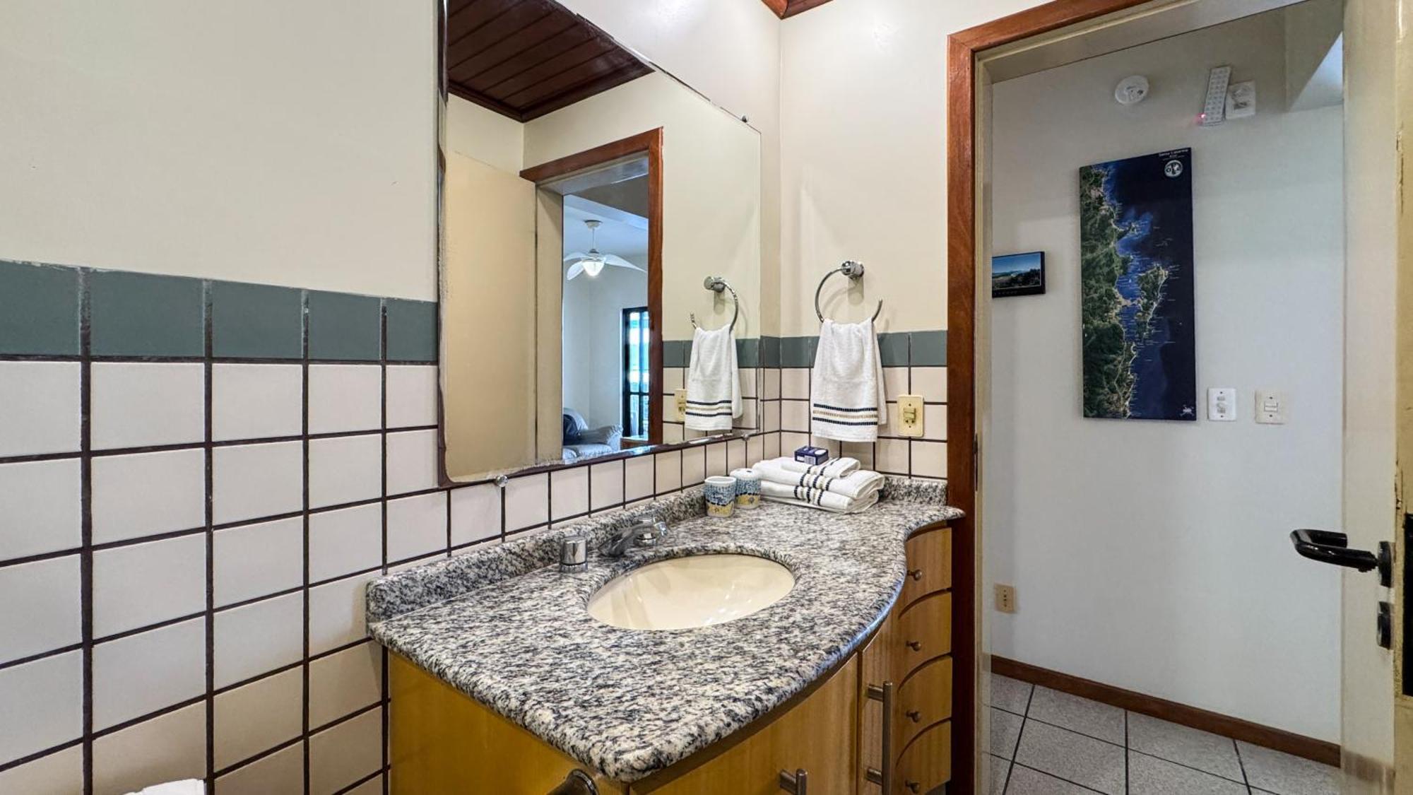 Apto Cond. Porto Ventura 3 Quartos Florianopolis Luaran gambar